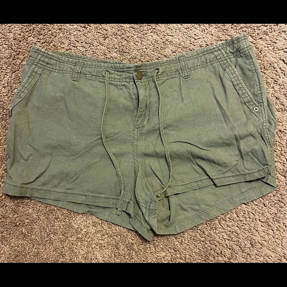 Gap Shorts